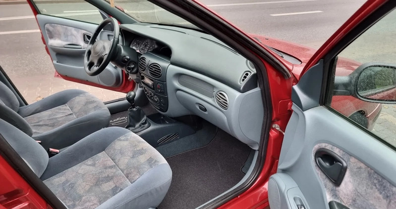 Renault Megane cena 4999 przebieg: 164000, rok produkcji 1998 z Łódź małe 497